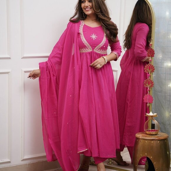 COTTON KURTI - Picture 11 of 13